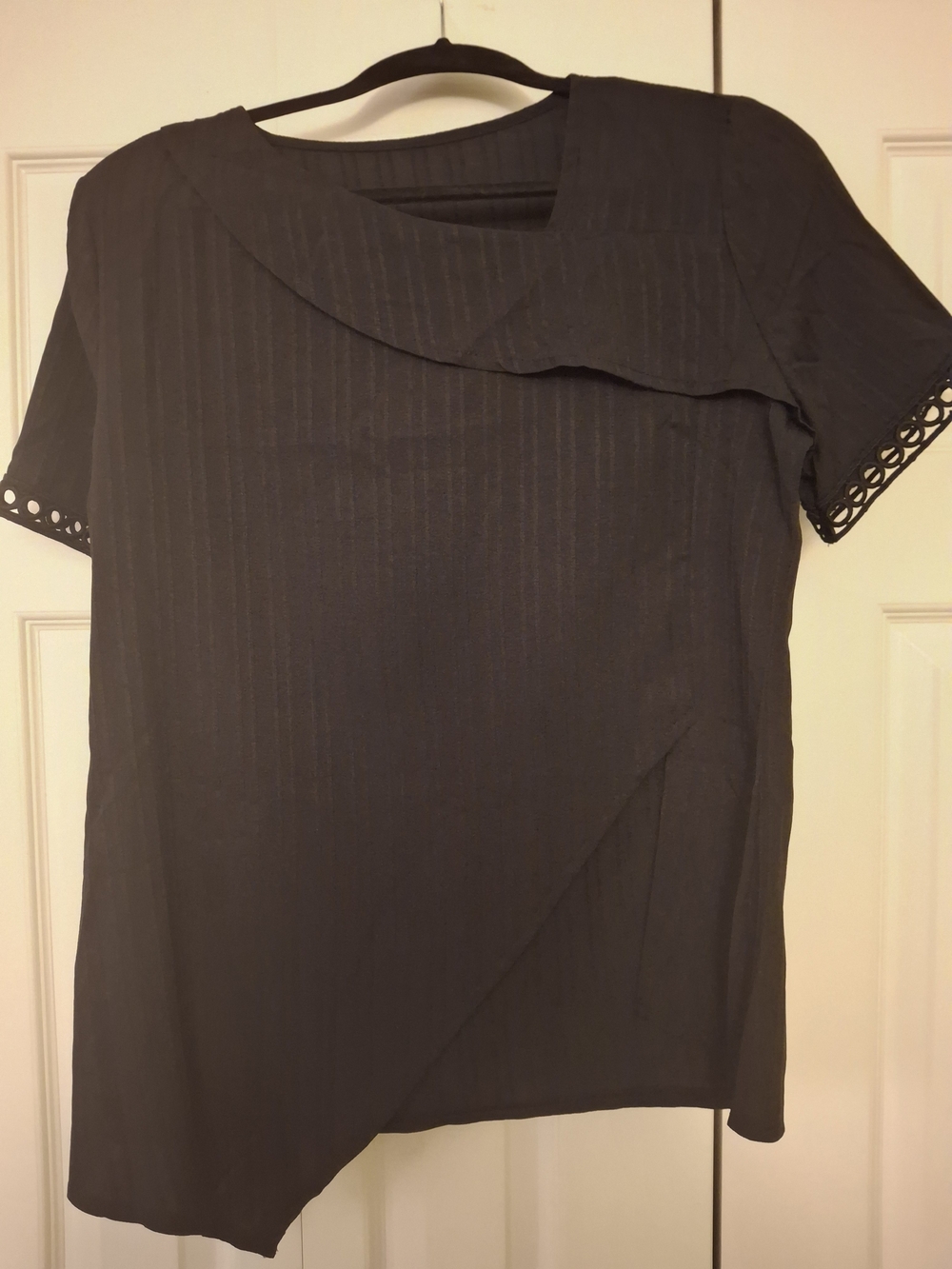 SHEIN Black Short Sleeve Asymmetric Blouse with Eyelet Trim